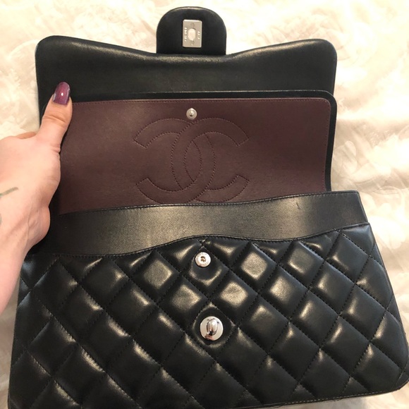 SOLD!!!!   Gorgeous Chanel jumbo lamb skin double - Picture 7 of 8